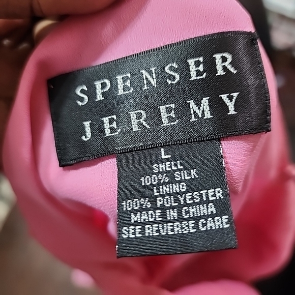 Spencer Jeremy 100% Silk Barbie Pink Tank. Size Large - Picture 4 of 6